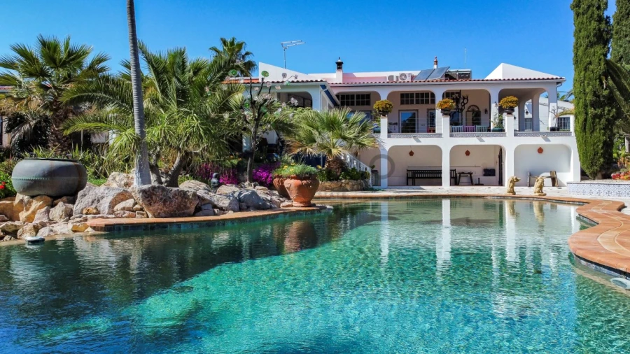 Moradia T8 para Venda em Tavira (Santa Maria e Santiago) Foto 1