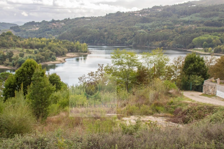 Terreno para Venda em Abragão Foto 4