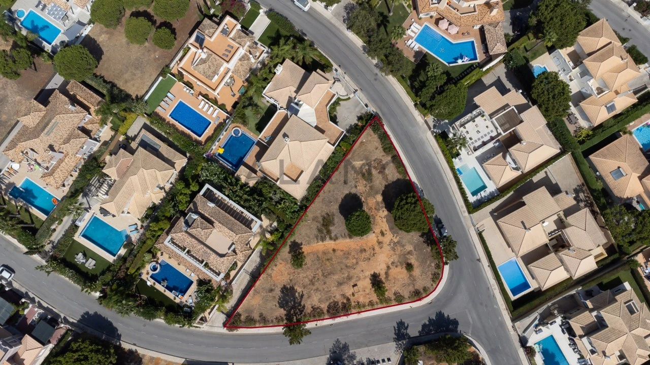 Terreno P/ Prédio para Venda em Almancil Foto 1