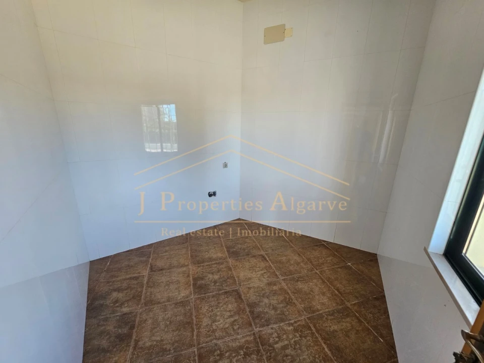 Armazém para Venda em Loule (São Sebastião) Foto 27