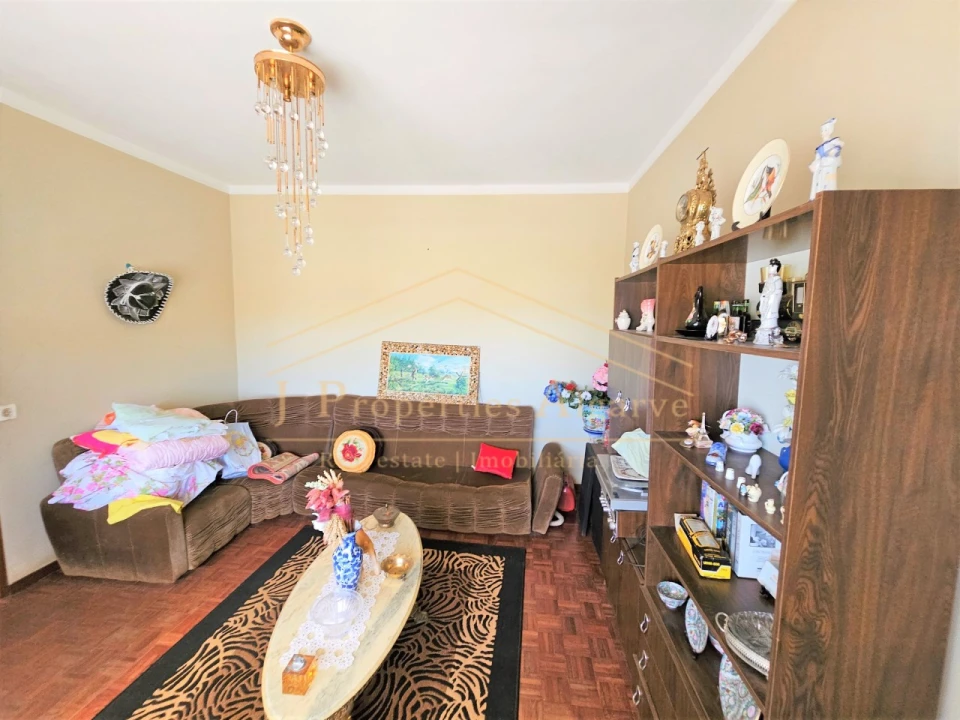 Apartamento T4 para Venda em Santa Barbara de Nexe Foto 19