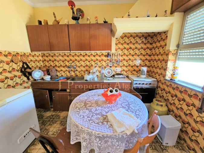 Apartamento T4 para Venda em Santa Barbara de Nexe Foto 7