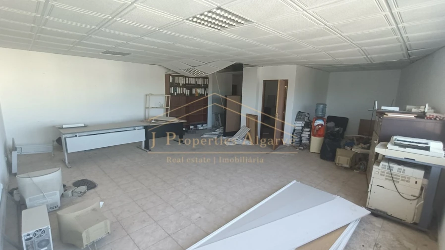 Loja para Venda em Lagoa e Carvoeiro