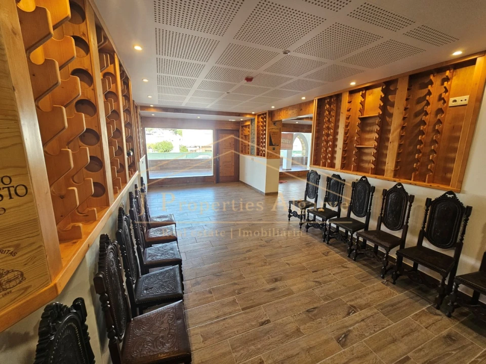 Armazém para Arrendamento em Quarteira Foto 9