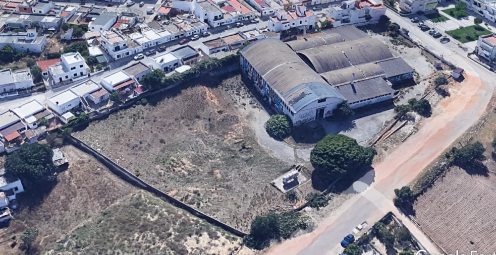 Terreno para Venda em Olhão Foto 9