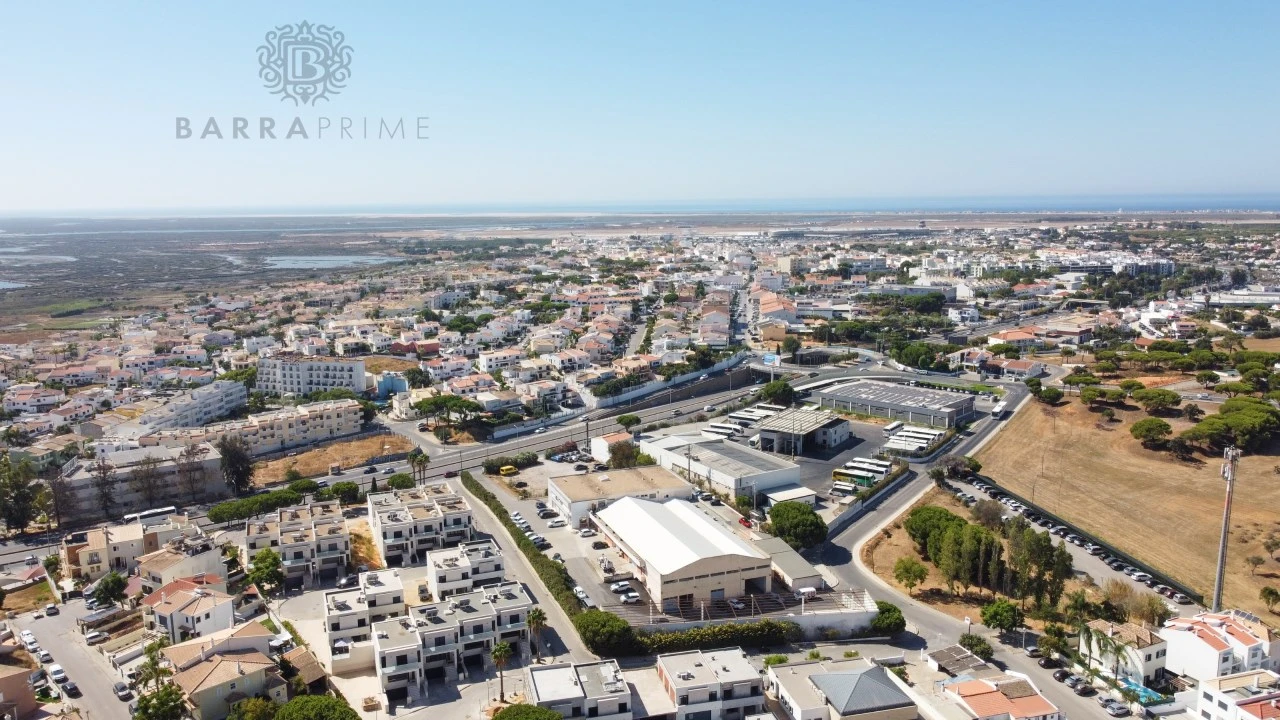 Escritório para Arrendamento em Faro (Sé e São Pedro) Foto 10