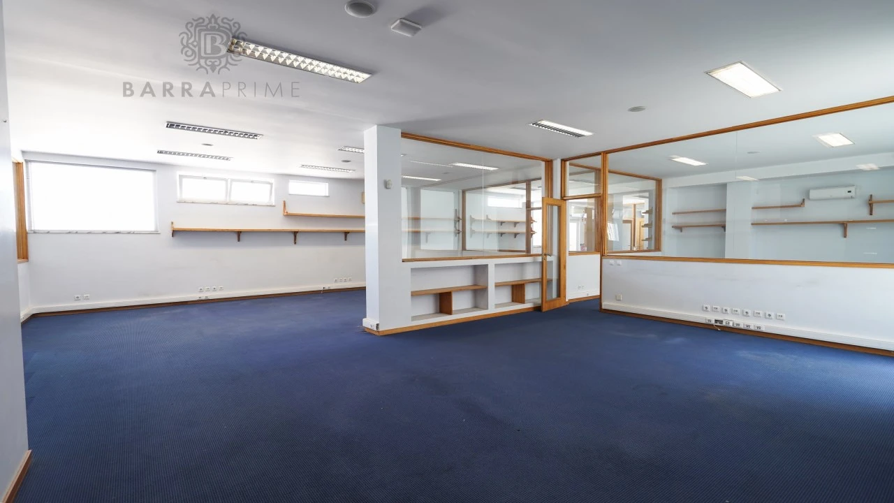 Escritório para Arrendamento em Faro (Sé e São Pedro) Foto 13