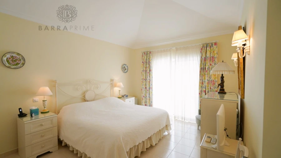 Apartamento T2 para Venda em Almancil Foto 12