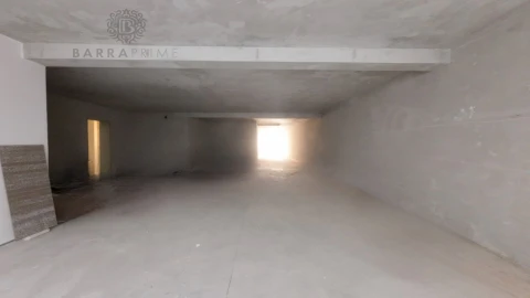 Moradia T4 para Venda em Quarteira