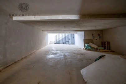 Moradia T4 para Venda em Quarteira