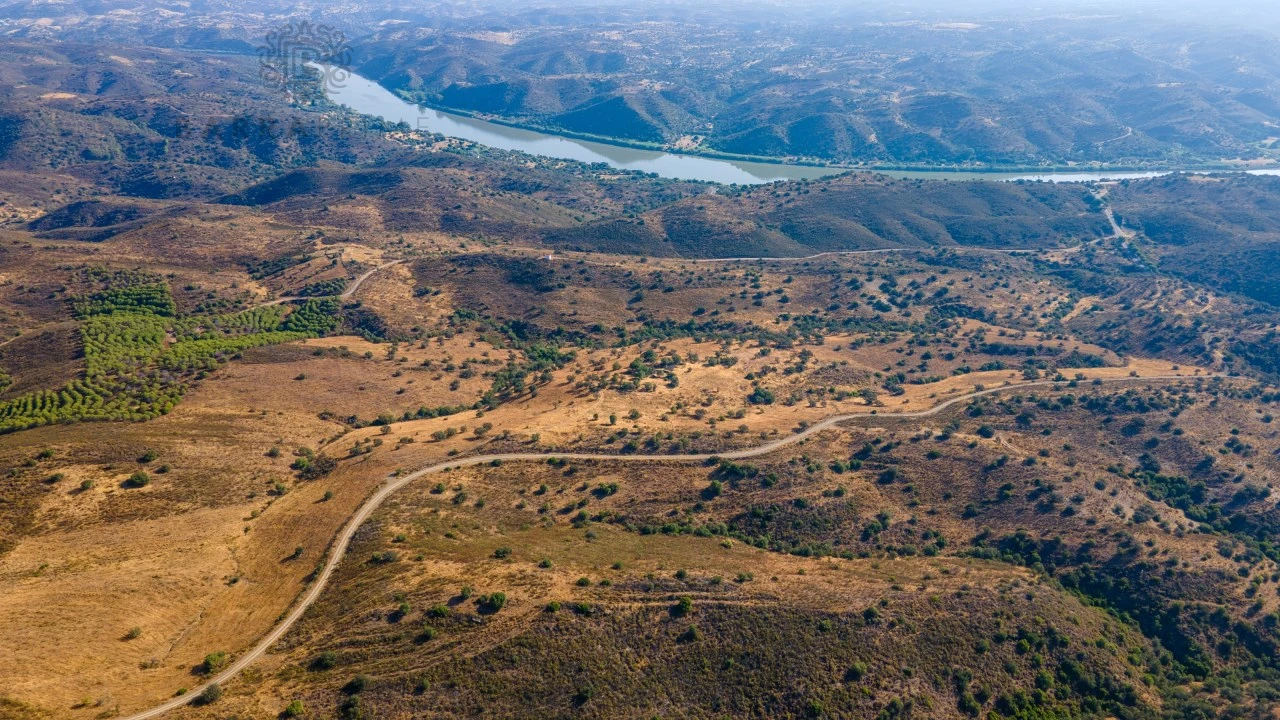 Terreno Misto para Venda em Alcoutim e Pereiro Foto 17