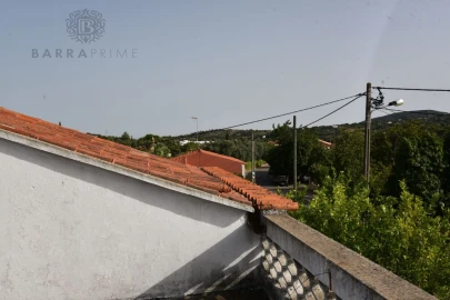 Moradia T9 para Venda em Santa Barbara de Nexe
