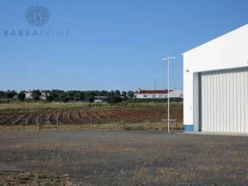 Moradia T5 para Venda em Ferreira do Alentejo e Canhestros