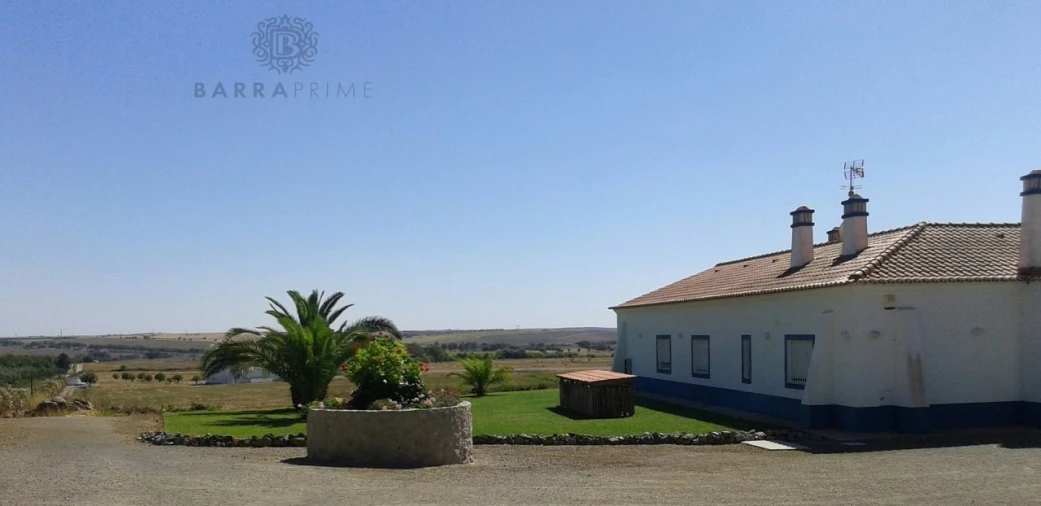 Moradia T5 para Venda em Ferreira do Alentejo e Canhestros Foto 13