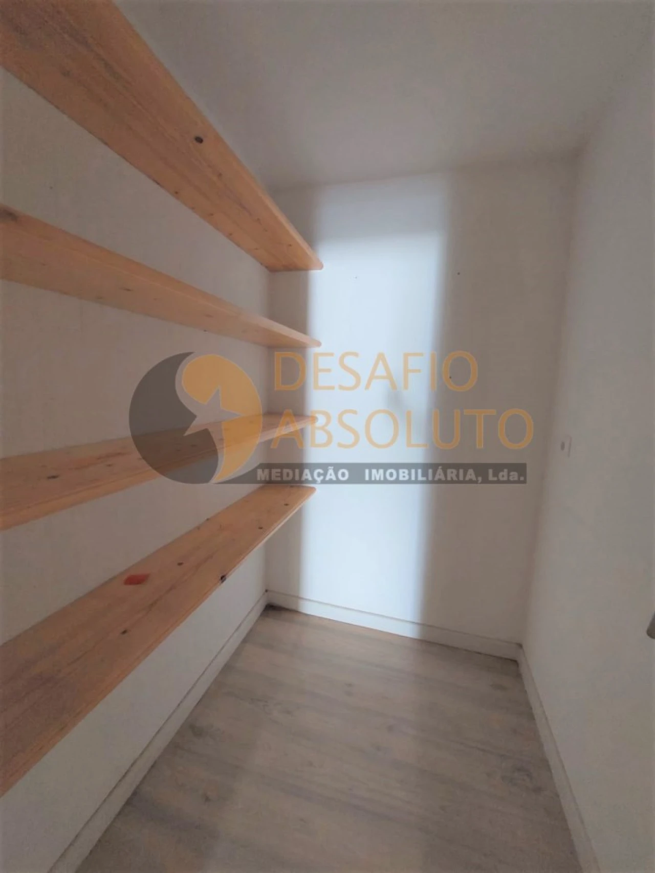 Loja para Venda em Corroios Foto 21