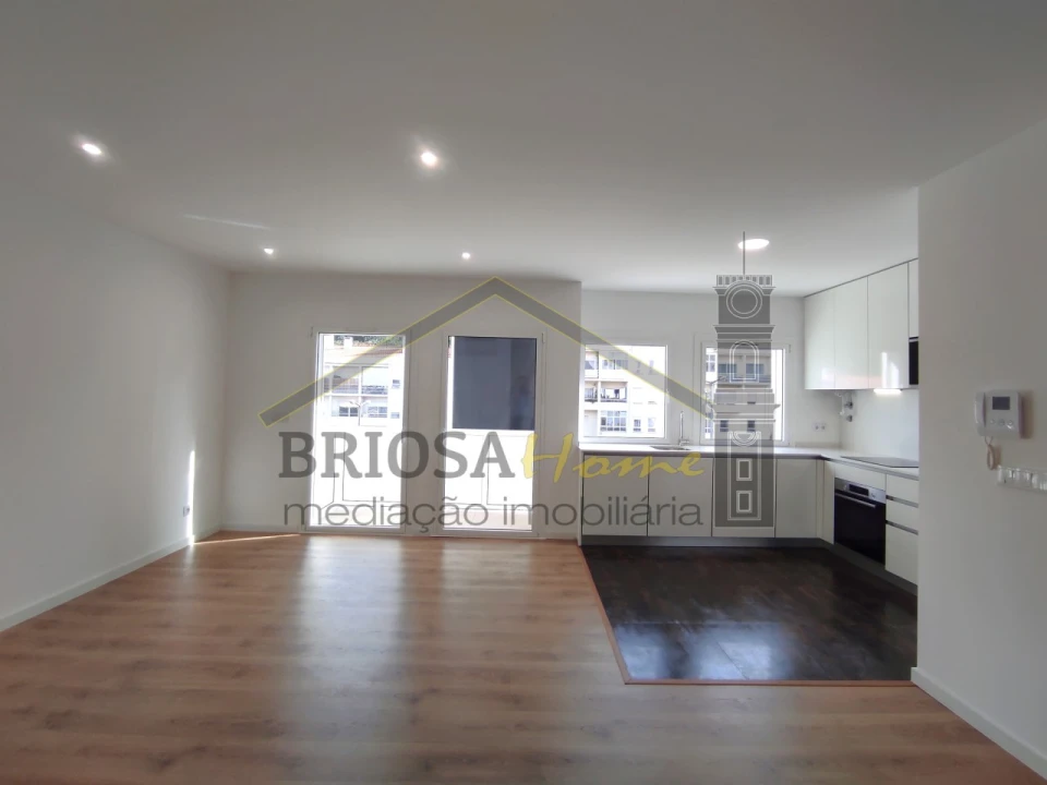 Apartamento T2 para Venda em Eiras e São Paulo de Frades Foto 2