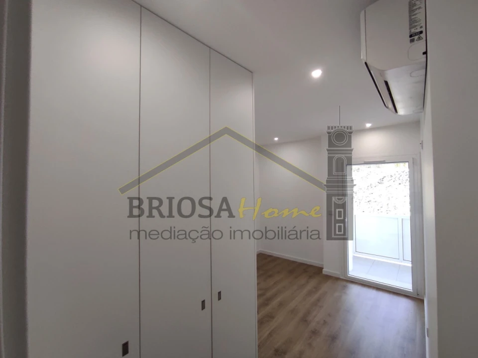 Apartamento T2 para Venda em Eiras e São Paulo de Frades Foto 6