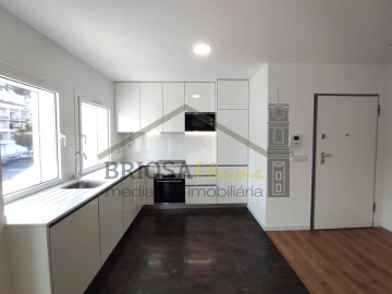 Apartamento T2 para Venda em Eiras e São Paulo de Frades