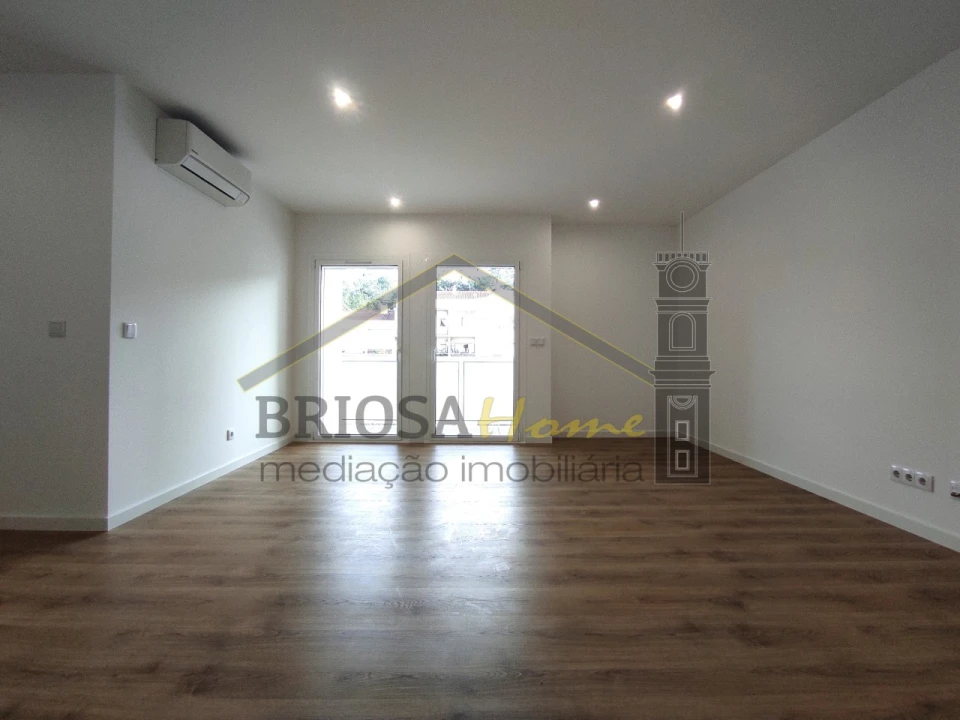 Apartamento T3 para Venda em Eiras e São Paulo de Frades Foto 5