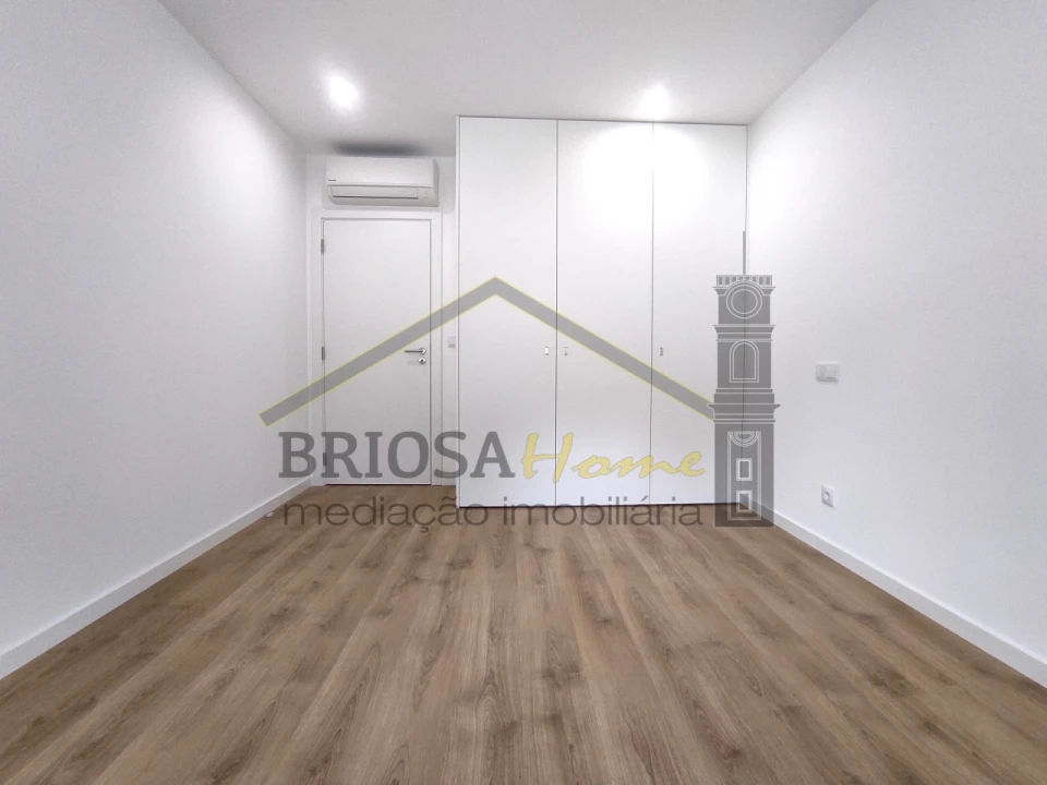 Apartamento T3 para Venda em Eiras e São Paulo de Frades Foto 11