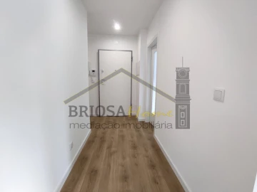Apartamento T3 para Venda em Eiras e São Paulo de Frades