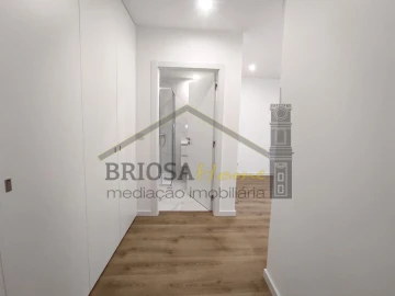 Apartamento T3 para Venda em Eiras e São Paulo de Frades