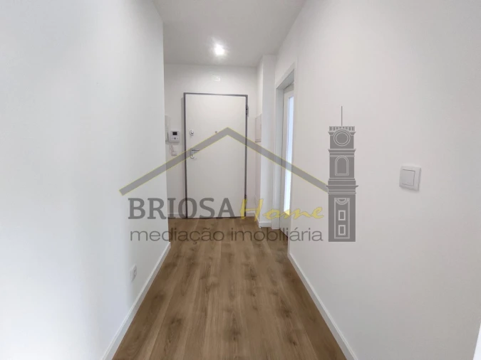 Apartamento T3 para Venda em Eiras e São Paulo de Frades Foto 4