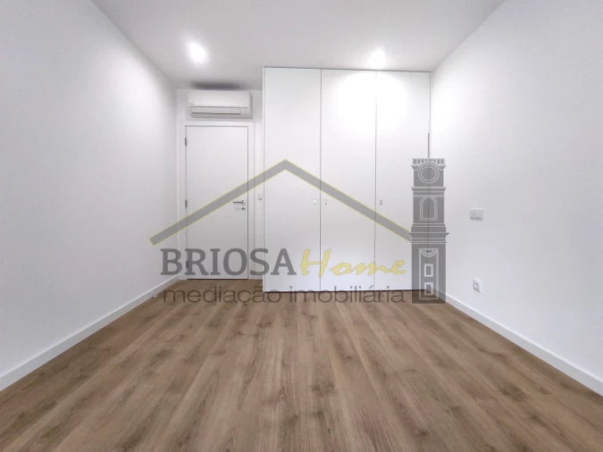 Apartamento T3 para Venda em Eiras e São Paulo de Frades Foto 11