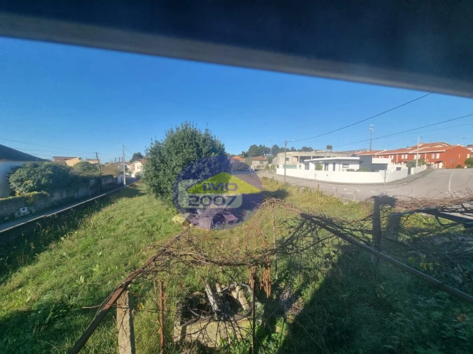 Terreno para Venda em Lourosa Foto 14