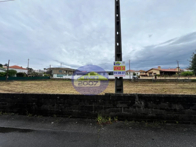 Terreno para Venda em Lourosa Foto 3