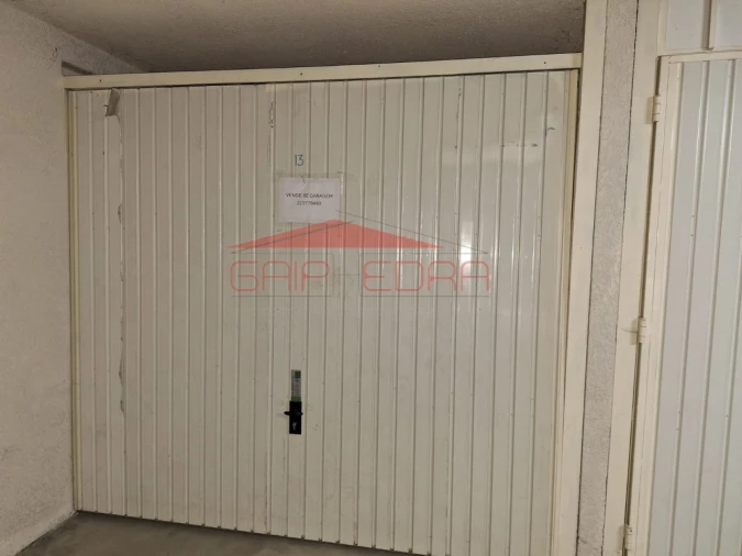 Garagem para Venda em Sé, Santa Maria e Meixedo Foto 4