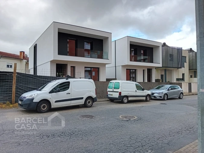 Moradia T3 para Venda em Barcelos, V.Boa, V.Frescainha Foto 2