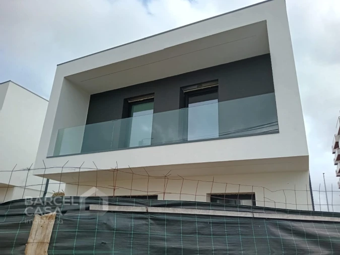 Moradia T3 para Venda em Barcelos, V.Boa, V.Frescainha Foto 3