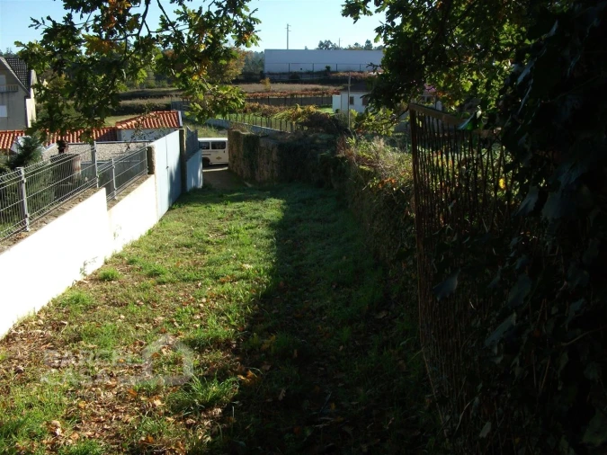 Terreno para Venda em Alheira e Igreja Nova Foto 11