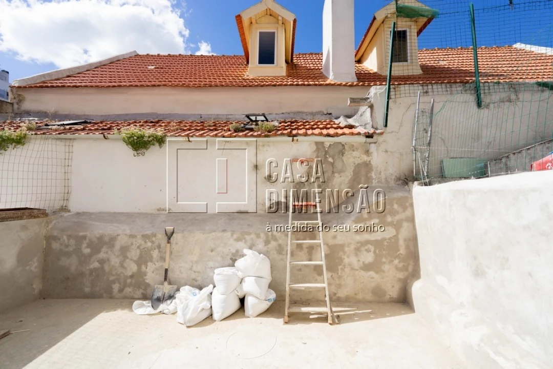 Apartamento T1 para Venda em São Domingos de Benfica Foto 3