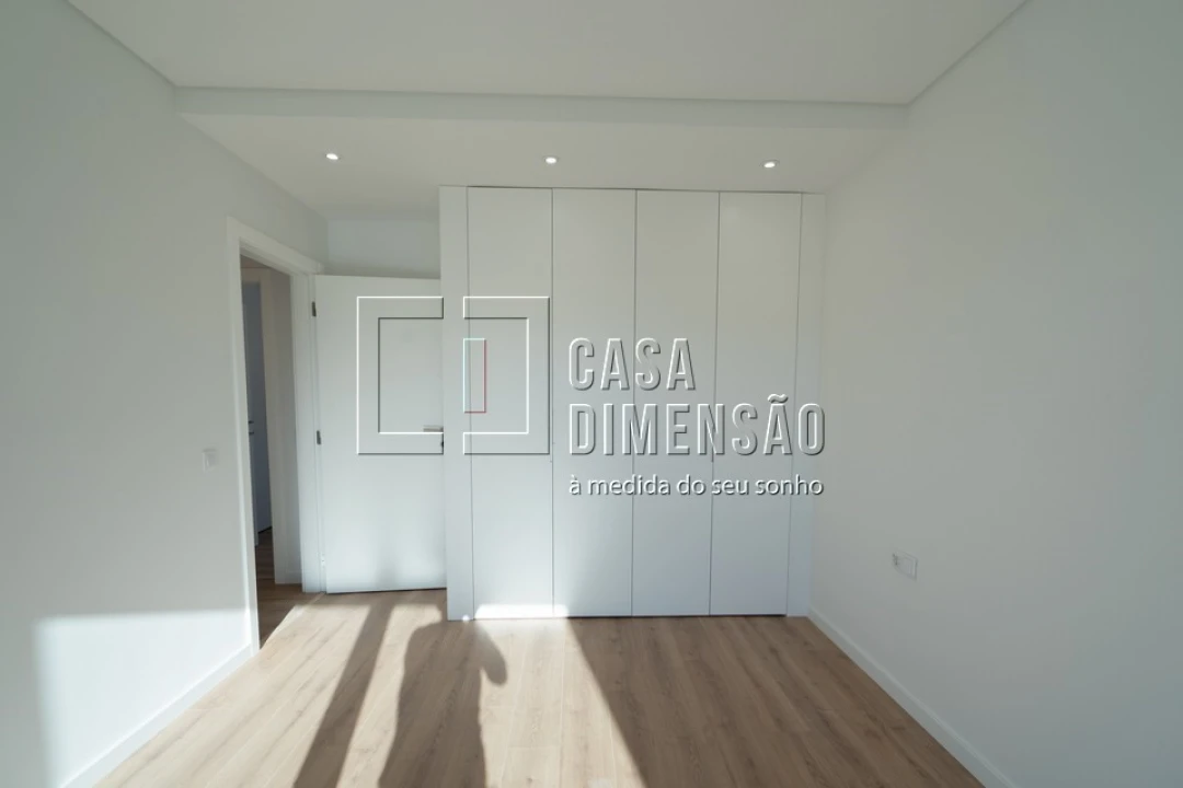 Moradia T3 para Venda em Charneca de Caparica e Sobreda Foto 45