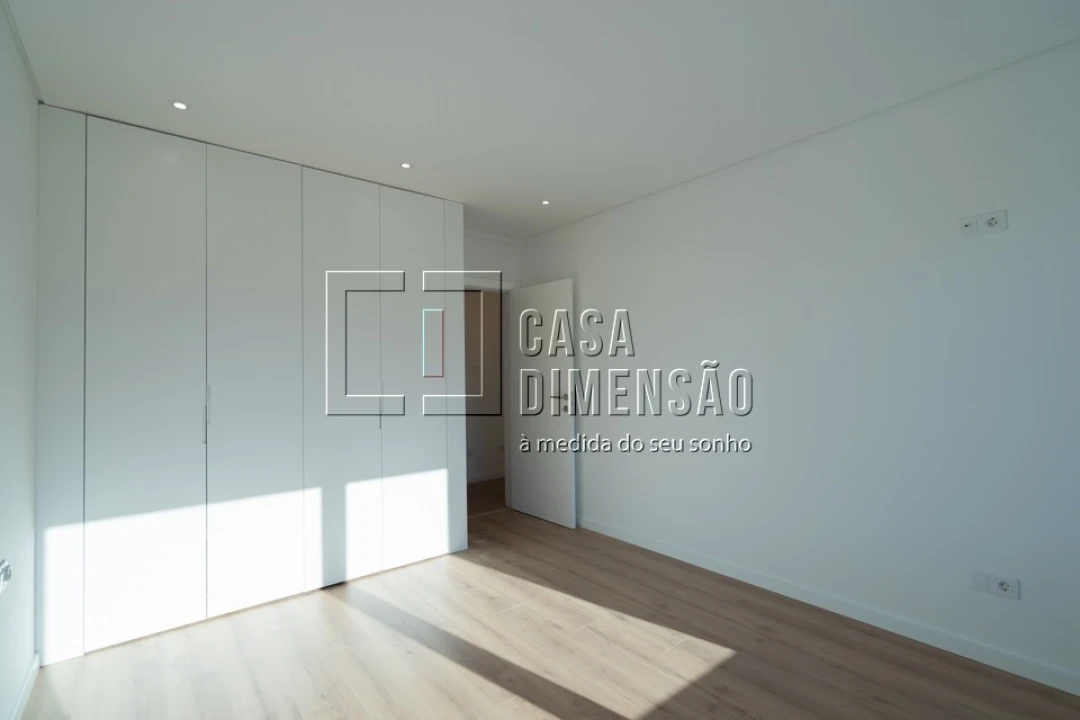 Moradia T3 para Venda em Charneca de Caparica e Sobreda Foto 50