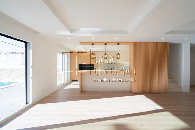 Moradia T3 para Venda em Charneca de Caparica e Sobreda Foto 9