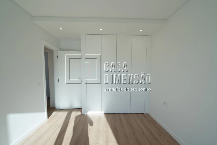 Moradia T3 para Venda em Charneca de Caparica e Sobreda Foto 45