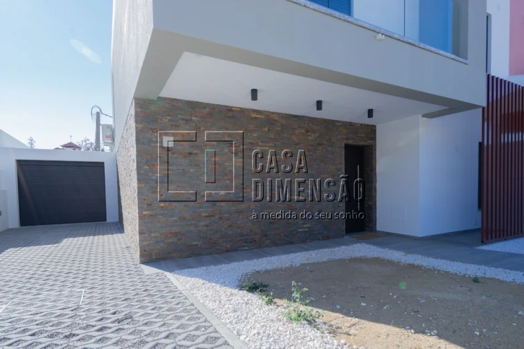 Moradia T3 para Venda em Charneca de Caparica e Sobreda Foto 62