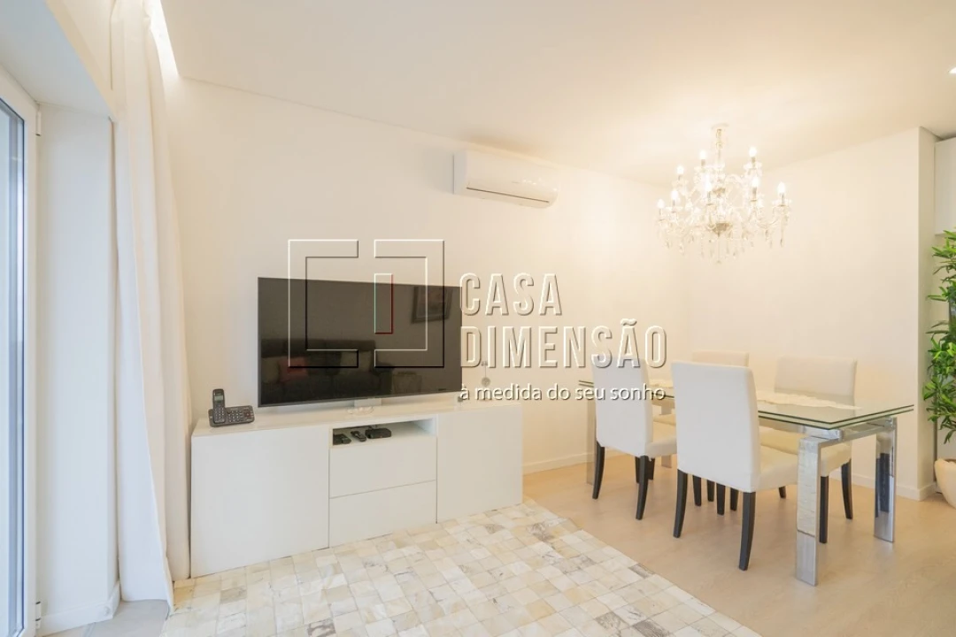 Apartamento T2 para Venda em Carnaxide e Queijas Foto 16