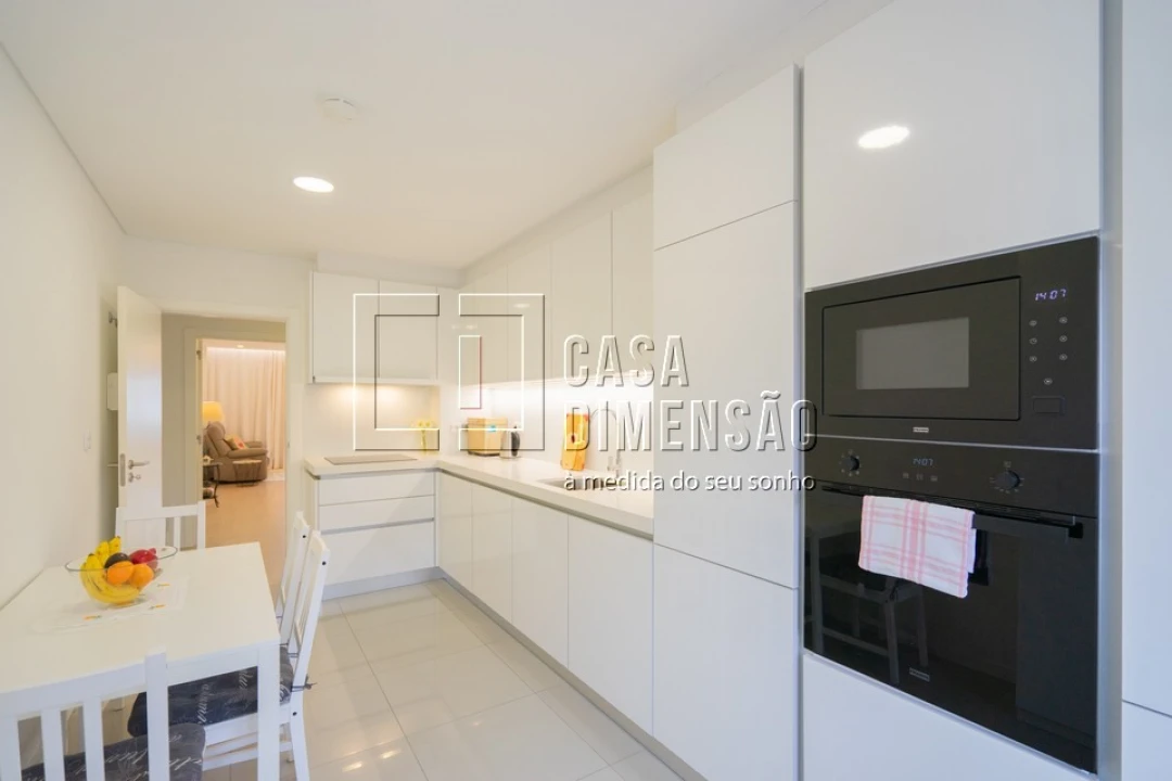 Apartamento T2 para Venda em Carnaxide e Queijas Foto 41
