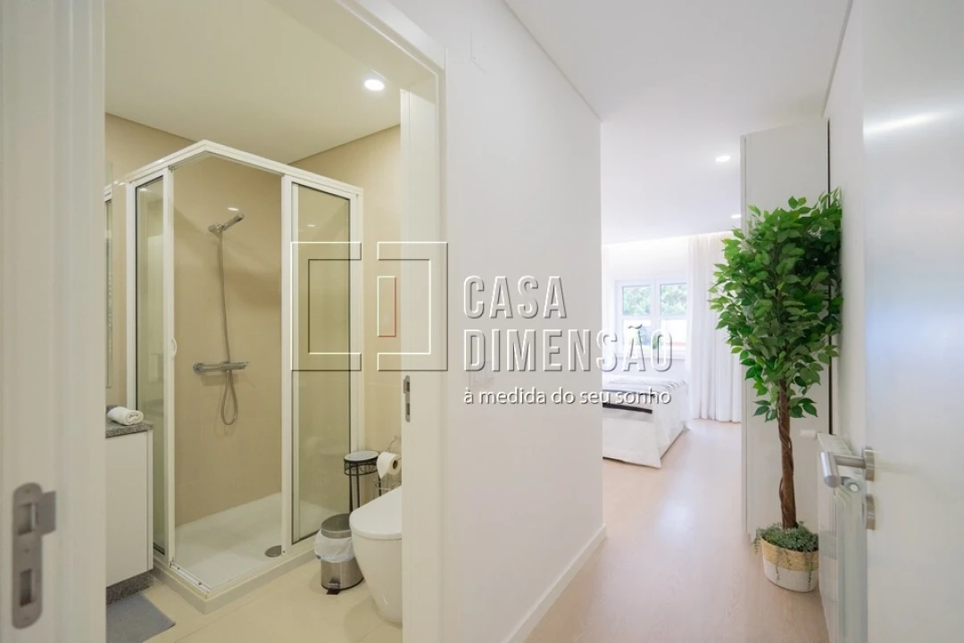 Apartamento T2 para Venda em Carnaxide e Queijas Foto 45