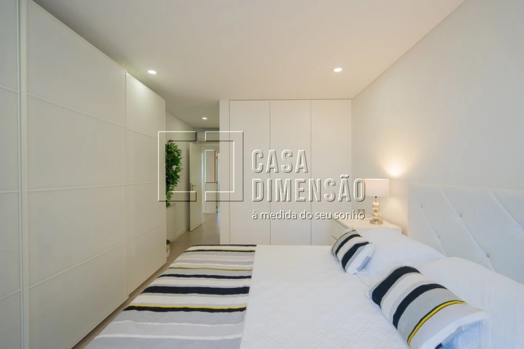 Apartamento T2 para Venda em Carnaxide e Queijas Foto 50