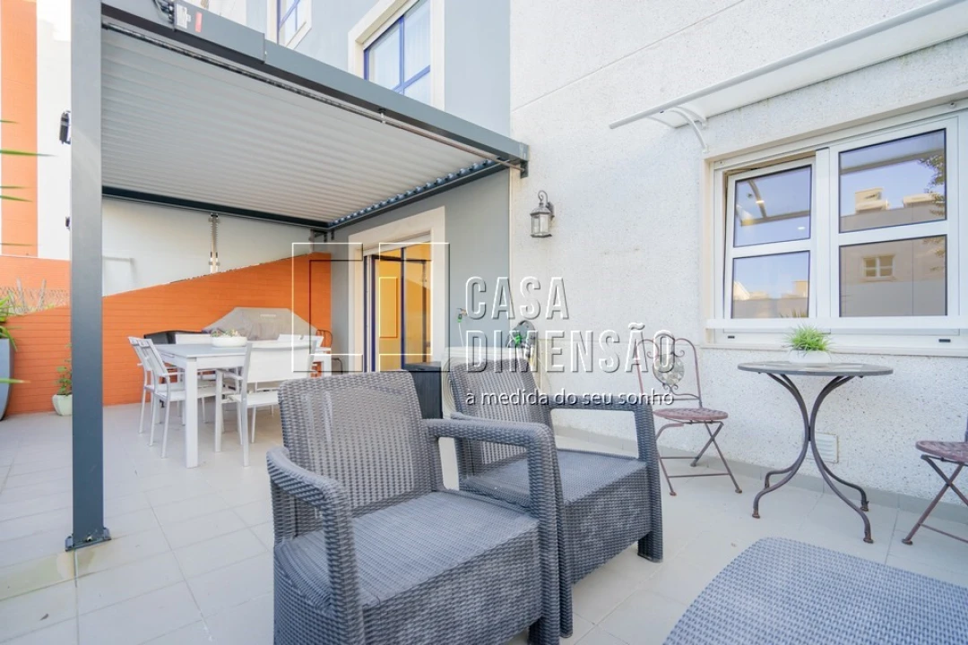 Apartamento T2 para Venda em Carnaxide e Queijas Foto 77