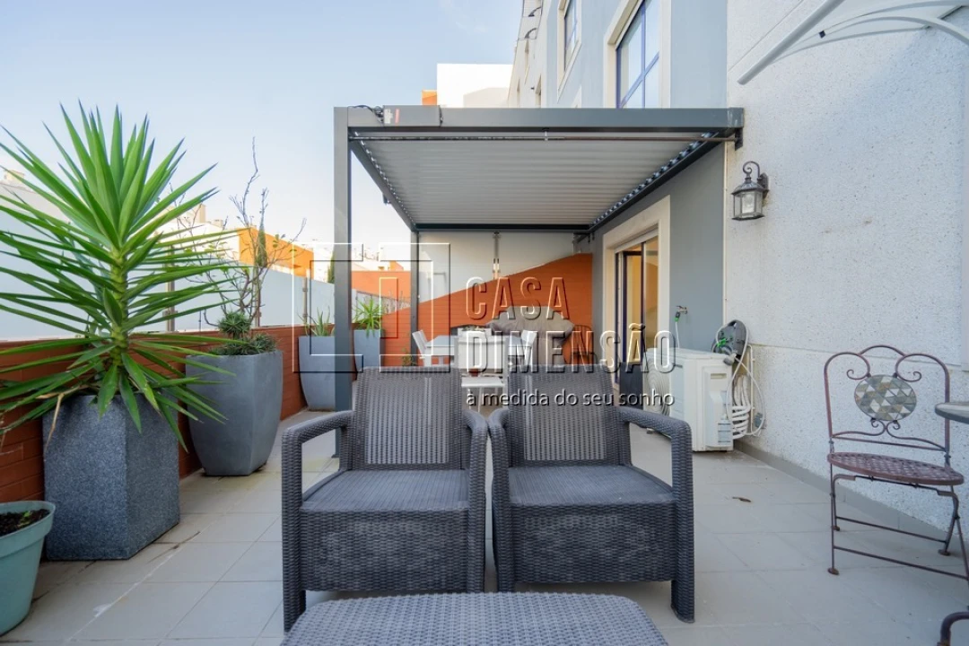 Apartamento T2 para Venda em Carnaxide e Queijas Foto 78