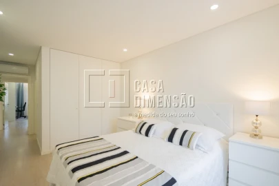 Apartamento T2 para Venda em Carnaxide e Queijas