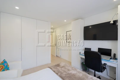 Apartamento T2 para Venda em Carnaxide e Queijas