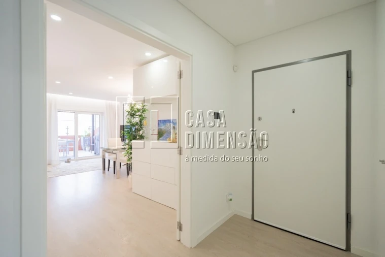 Apartamento T2 para Venda em Carnaxide e Queijas Foto 3