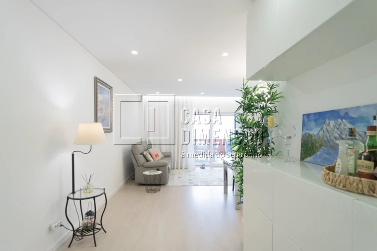 Apartamento T2 para Venda em Carnaxide e Queijas Foto 5